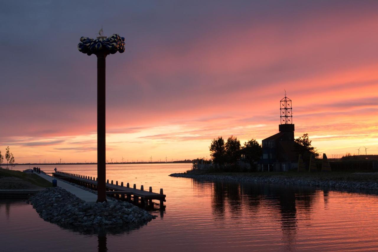 Nomad Water Lodge Harderwijk Exterior photo